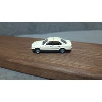 BMW 5 E34 TAXI, 1/87 от WIKING