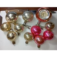 Ёлочная игрушки , Шарики 11 штук . СССР .