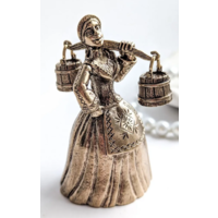 Колокольчик Баба с коромыслом Бронза