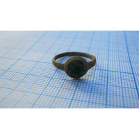 Перстень старинный. Бронза, литье.