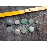 Пуговицы 10 штук. Старые. С надписями (12). Находка