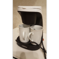 Кофеварка Aresa.