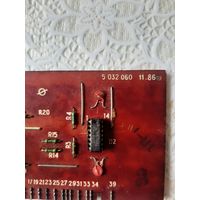 Плата с микросхемами