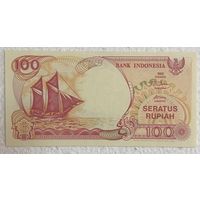 Индонезия 100 рупий 1992 год - Парусное судно Пиниси. Вулкан Кракатау. НЕ БЫЛА В ОБОРОТЕ.