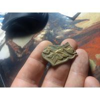 Старинная ременная пряжка в позолоте