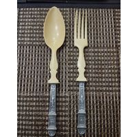 Набор для салата, кость, ручка серебро. Европа.