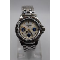 "Луч". "Фаворит". "Амфибия! Часы на ходу. Кварц. Беларусь.