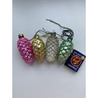 Елочные игрушки Шишки.