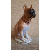 Статуэтка собаки фарфоровая СССР "Боксер" ЛФЗ со сколом