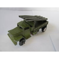 АВТОМОБИЛЬ КАТЮША,ВОЕННАЯ ТЕХНИКА ВРЕМЕН СССР.