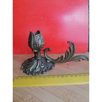 Подсвечник красивый на одну свечу. Металл
