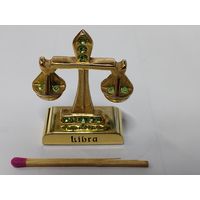 Настольный сувенир. Знак зодиака "Весы". тяжёлый