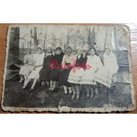 1930-е Белорусское полесье девушки в национальных костюмах Пинщина