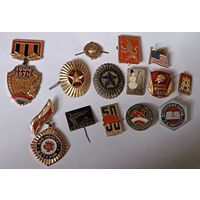 Значки и кокарды. Все лоты с 1 рубля!