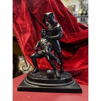 Чугунная статуэтка