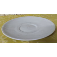 Блюдце эпохи СССР. Городницкий фарфоровый завод (Городница), 1970-2000