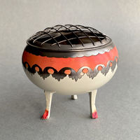 Винтажная курильница на трёх ножках