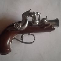 Сувенирный пистолет на пистоны