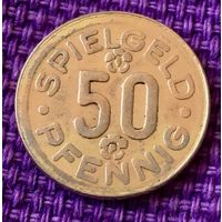 Игровой жетон "50 пфенниг".