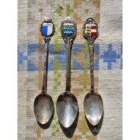 ЕВРОПЕЙСКИЕ ГОРОДА СЕРЕБРО 800 ЭМАЛЬ ГЕРБ ПОДБОРКА ИЗ 3 КОФЕЙНЫХ ЛОЖЕК ВЕС 25,5 ГРАММА СЕРЕБРА