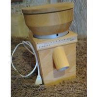 Зерновая мельница KoMo Fidibus-21 (электрическая)