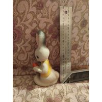 Игрушка резиновая Заяц