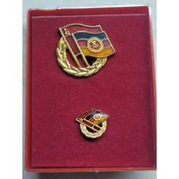 Почетный знак общества Германо-Советской дружбы "Золотая степень" с фрачной миниатюрой + документ.