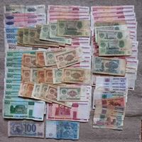 Купюры банкноты цена за все более 100 шт
