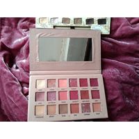 Палетка теней Huda Beauty NUDE