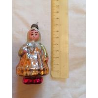 Ёлочная игрушка ДЕВОЧКА С БУКЕТОМ СССР 0051