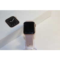 Умные часы Apple Watch Series 5 40 мм (алюминий золотистый/розовый песок)