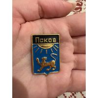 Псков ЗНАЧОК С РУБЛЯ