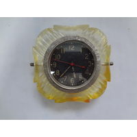 Часы танковые (?).