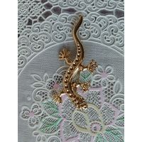 Брошь ящерица