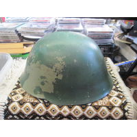 Каска М59/85 Югославской народной армии.