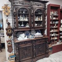 АНТИКВАРНЫЙ Буфет музейный уровень .  шкаф витрины