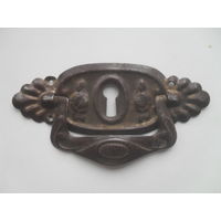 Накладка с ручкой на замок.10Х5 см.