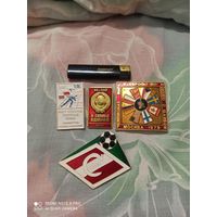 Лот редких больших значков.