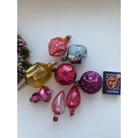 Лот елочных игрушек.