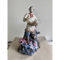 СТАТУЭТКА ФАРФОРОВАЯ "САДКО". БОЛЬШАЯ - 32*22*22 СМ. КЭКХЗ. КИЕВ. КНИЖКА. 1962-1976 ГОДА. СМ.ФОТО И ОПИСАНИЕ ЛОТА.