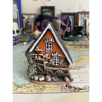 Подсвечник Домик керамический