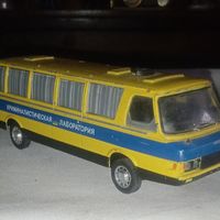 Модель ЗИЛ 118К "Юность"1/43