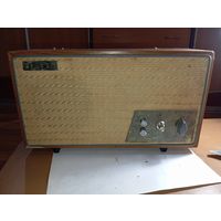 Репродуктор трехпрогоамного вещания , Рига-104 ,  производившийся на Рижском радиозаводе имени А. С. Попова.