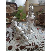 Сольница и перечница Серебро