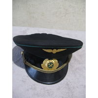 Фуражка железнодорожника 1979 г черная тулья