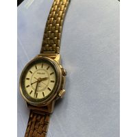 Оригинальные советские часы "Полёт" с механическим будильником-верхняя кнопка. Экспортный вариант ,позолота 5