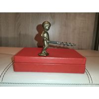 Латунный штопор "Писающий мальчик", высота 8.5 см., редкий.