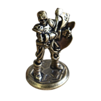 Статуэтка миниатюра Скелет с секирой и щитом Латунь