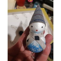 Елочная игрушка снеговик