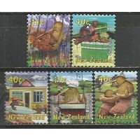 Новая Зеландия. Кивиана. Национальные продукты. 2000г. 5 марок.